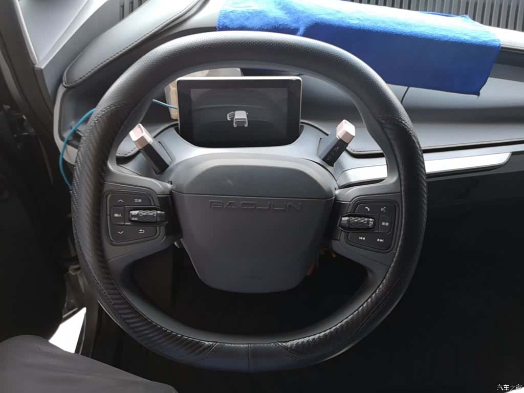Wuling E200, 2019 11