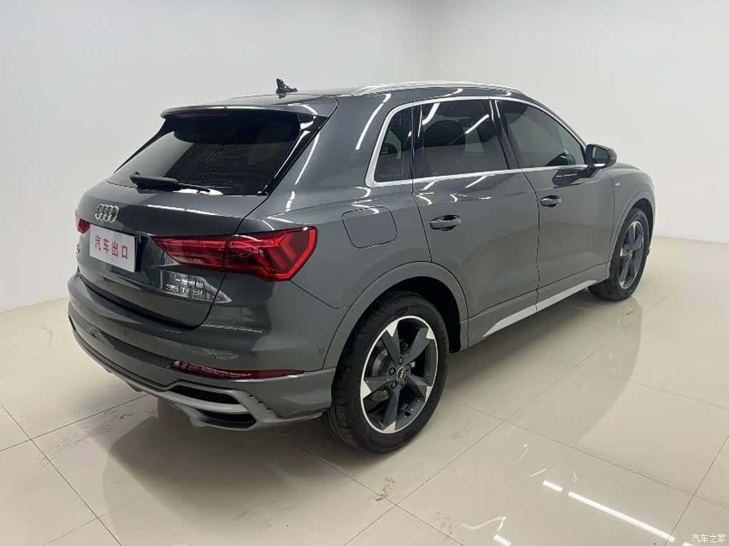 Audi Q3, 2022 4