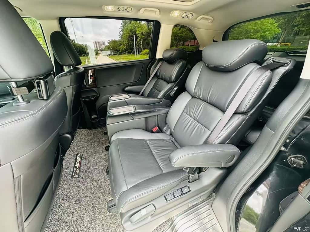 Honda Elysion, 2019 все фото