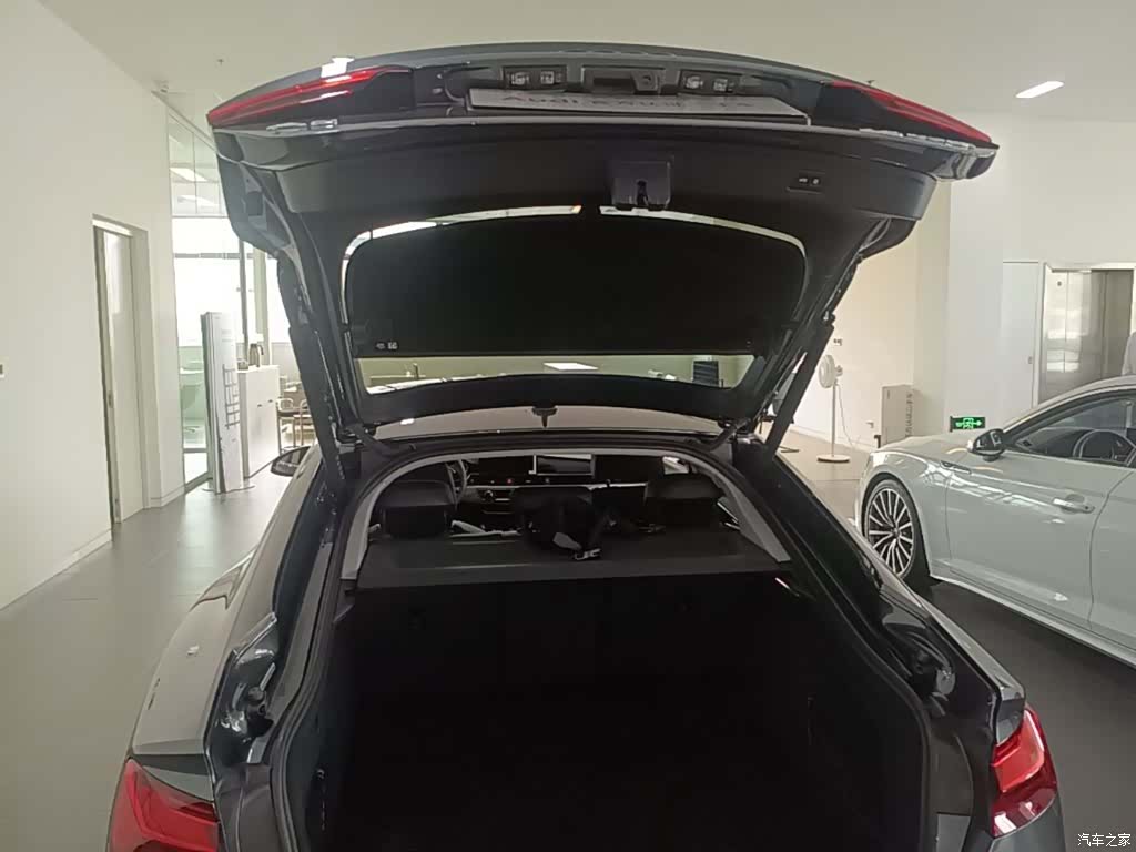 Audi A5, 2023 19