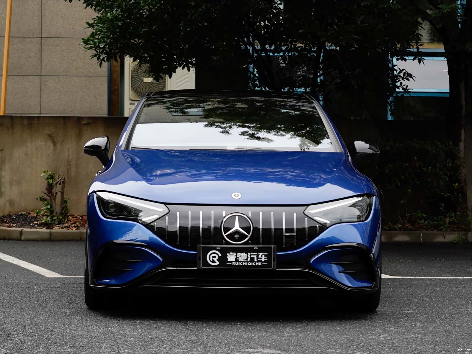 Mercedes-Benz EQE, 2024 2
