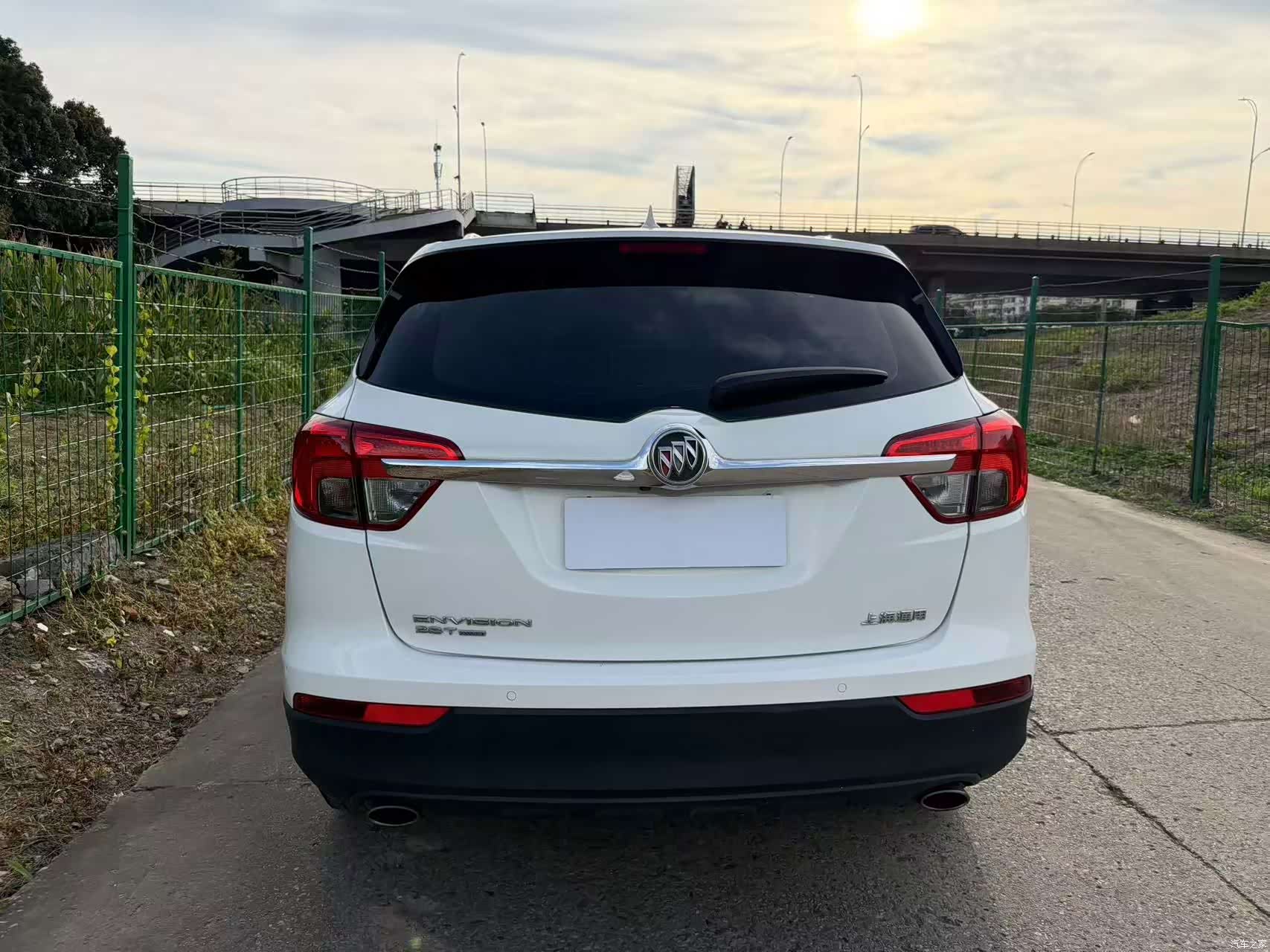 Buick Envision Plus, 2015 16