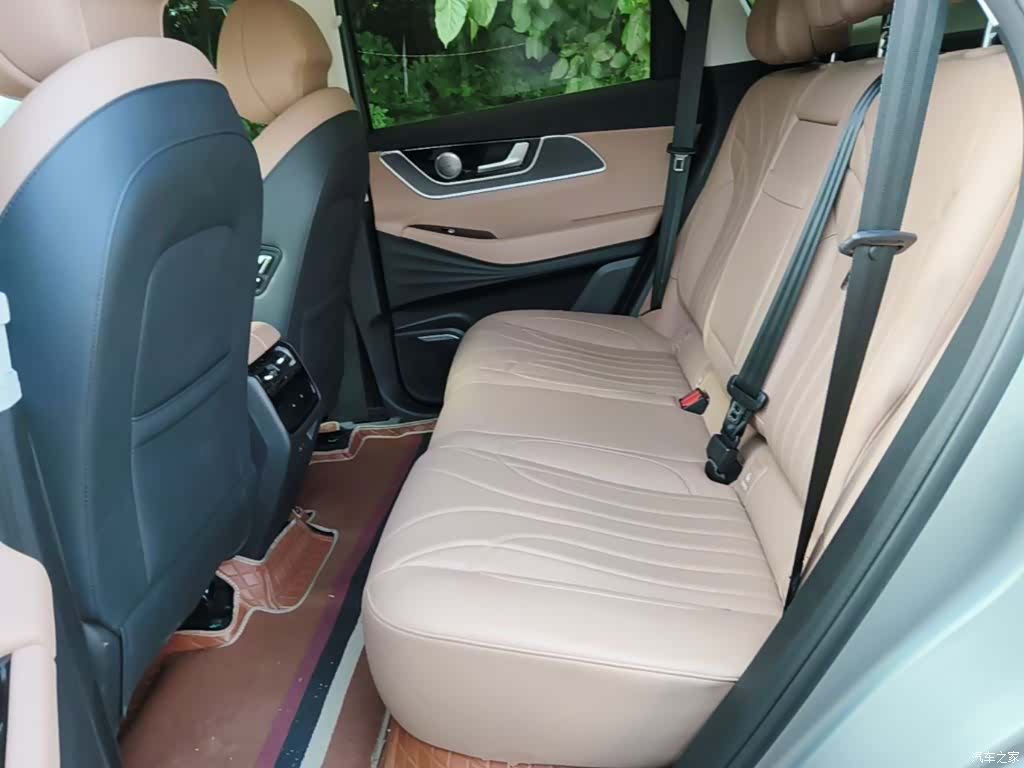 Chery Tiggo 8, 2025 17