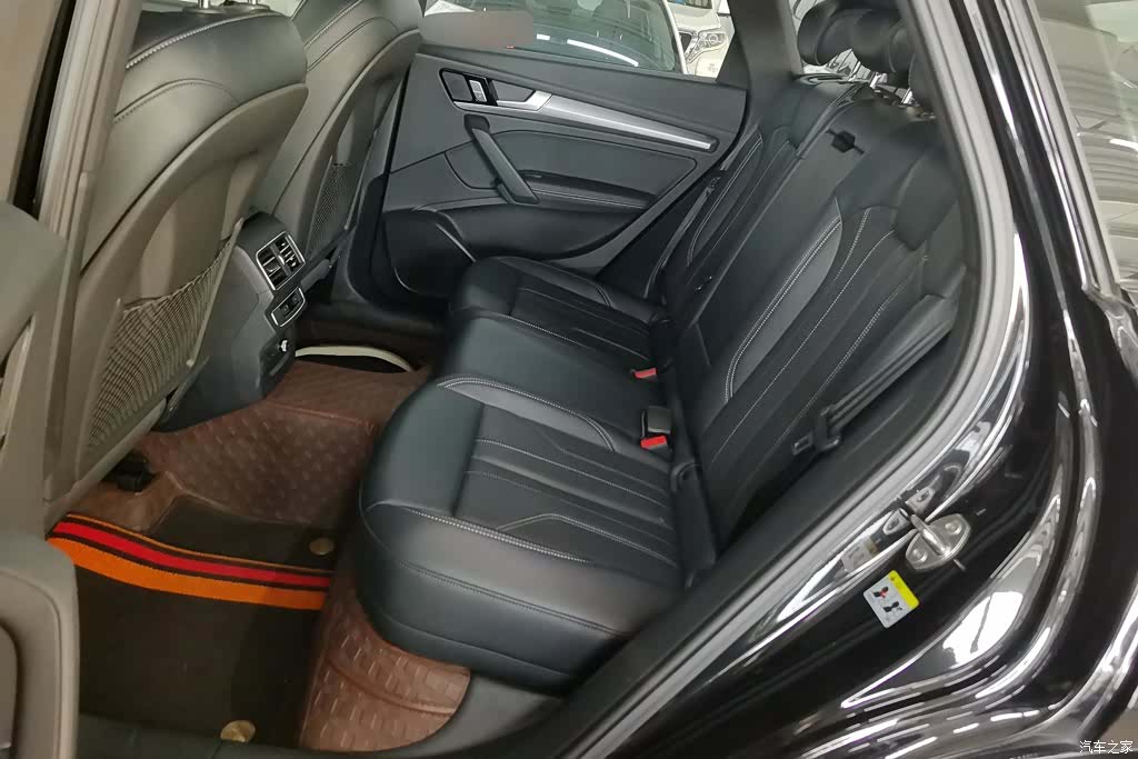 Audi Q5L, 2024 11