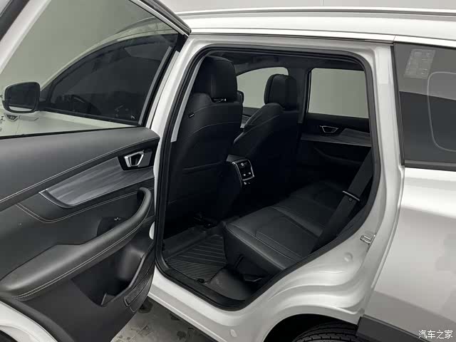 Chery Tiggo 8 Plus, 2021 12
