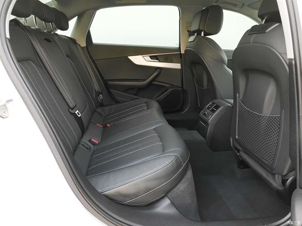 Audi A4L, 2020 12