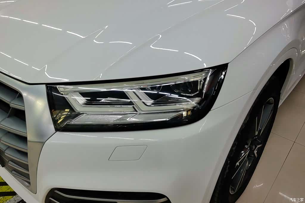 Audi Q5L, 2018 все фото