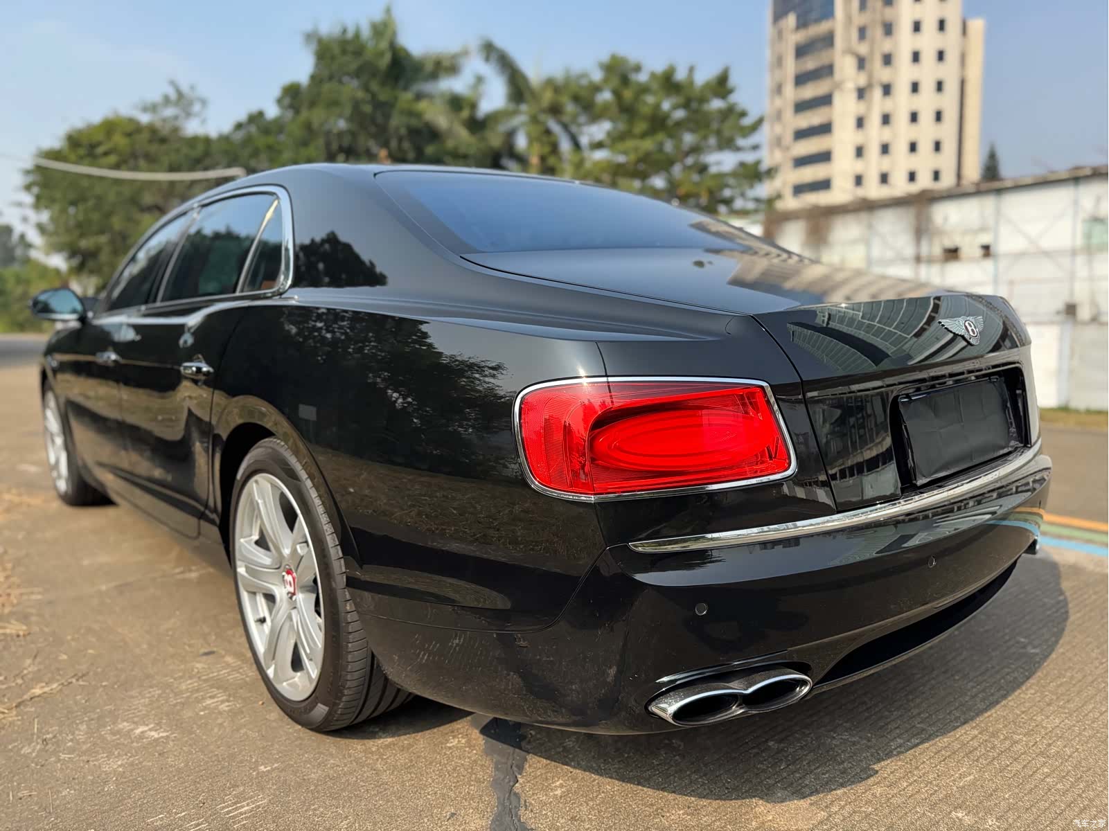 Bentley Flying Spur, 2017 4