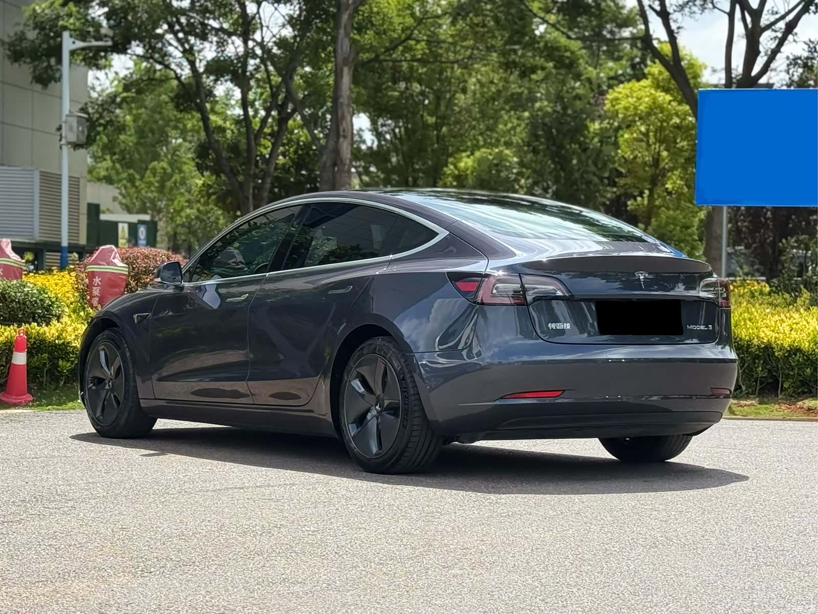 Tesla Model 3, 2021 7