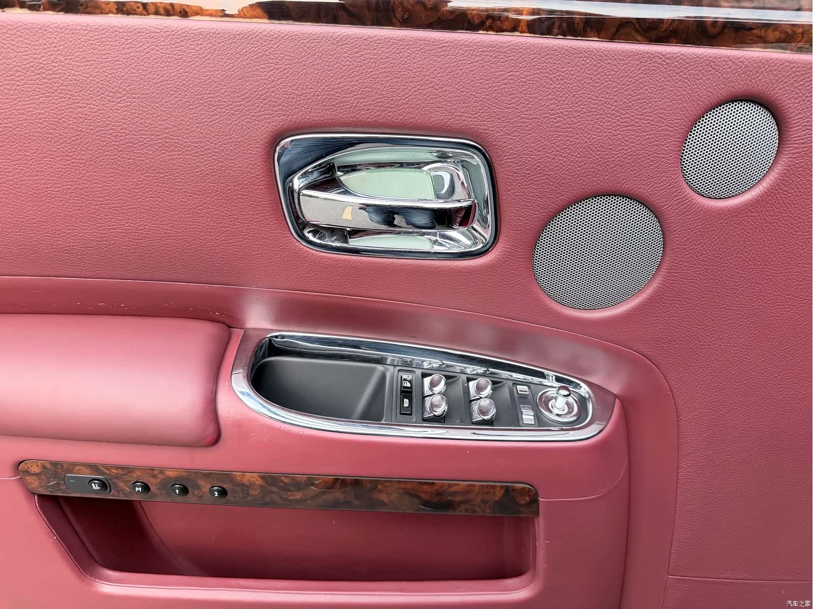 Rolls-Royce Ghost, 2017 17