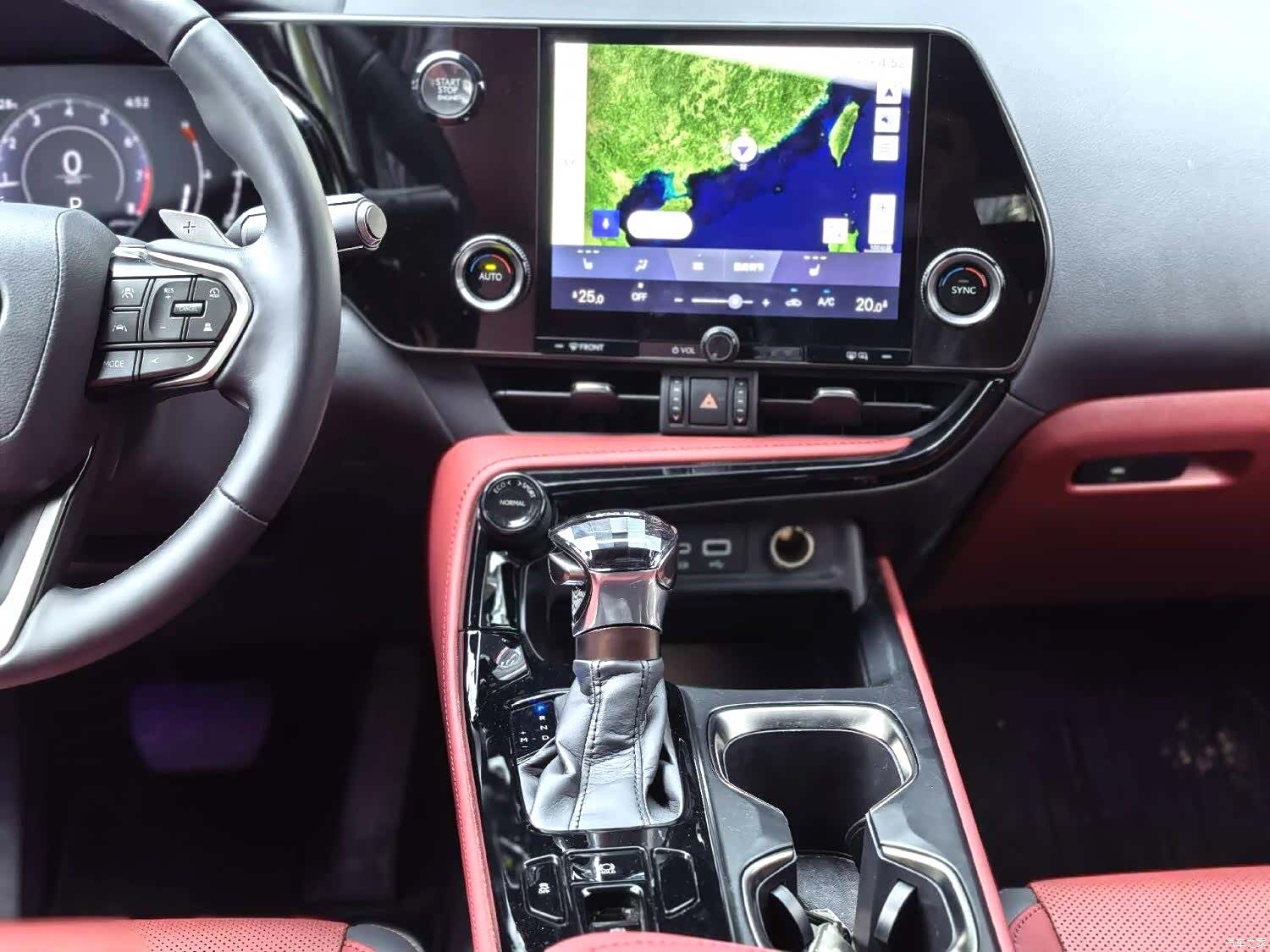Lexus NX, 2025 7