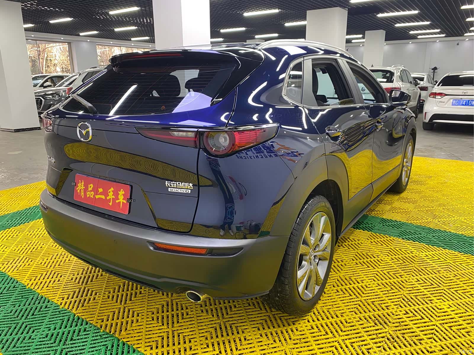 Mazda CX-30, 2022 все фото