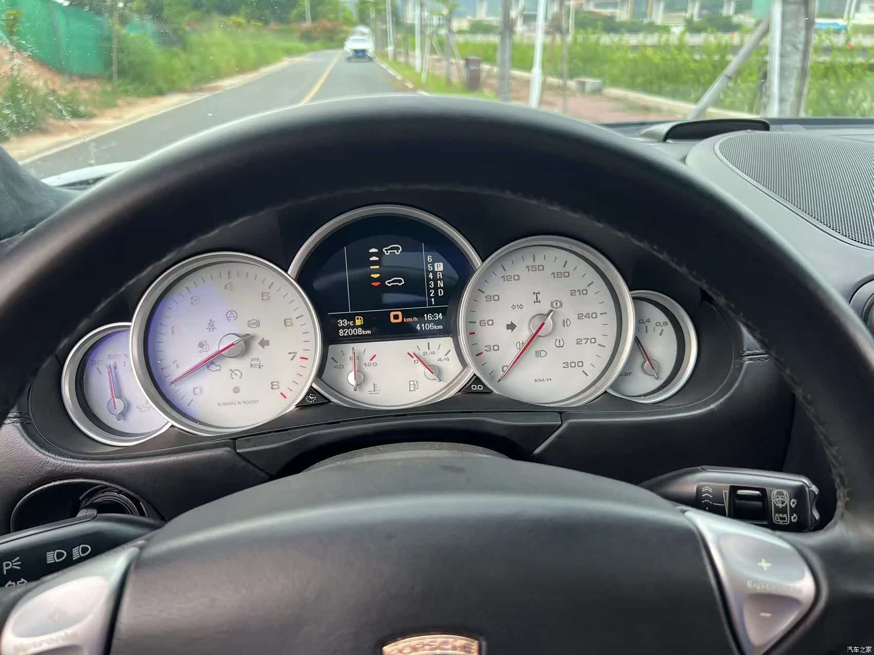 Porsche Cayenne, 2010 10