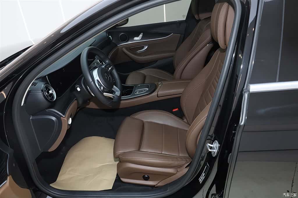 Mercedes-Benz E-Class, 2020 17