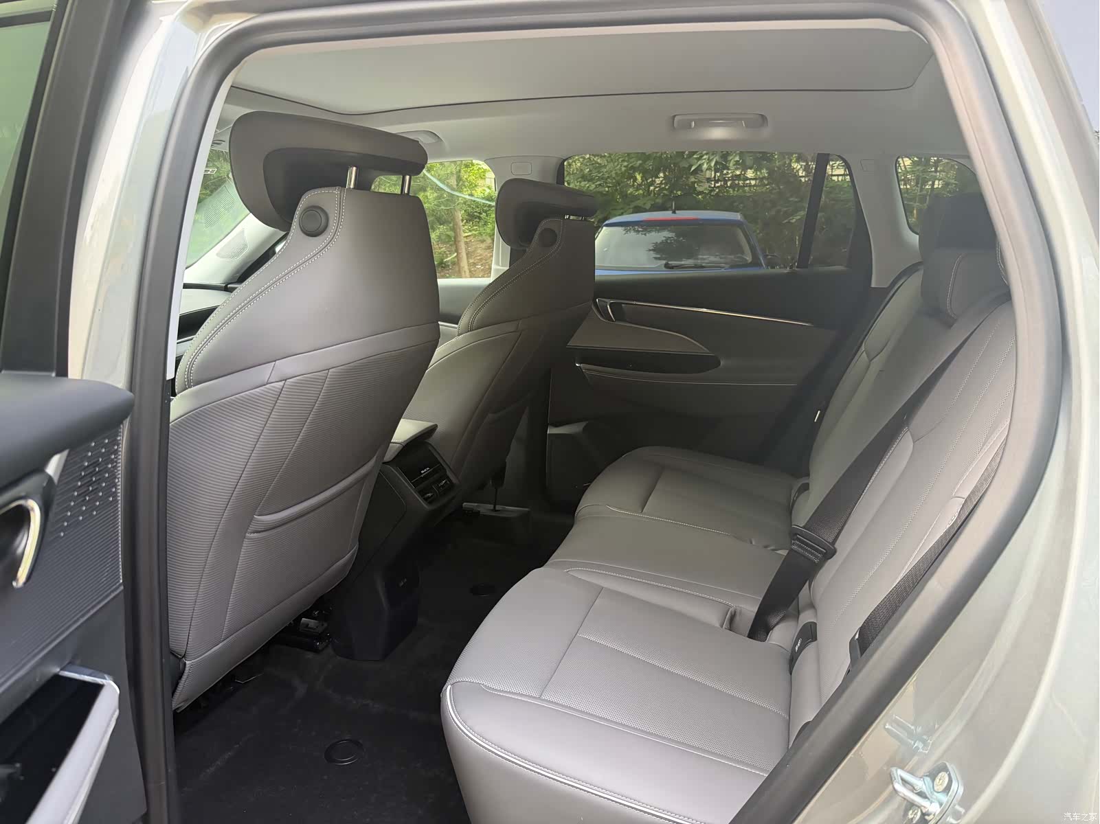 Buick E5, 2025 6