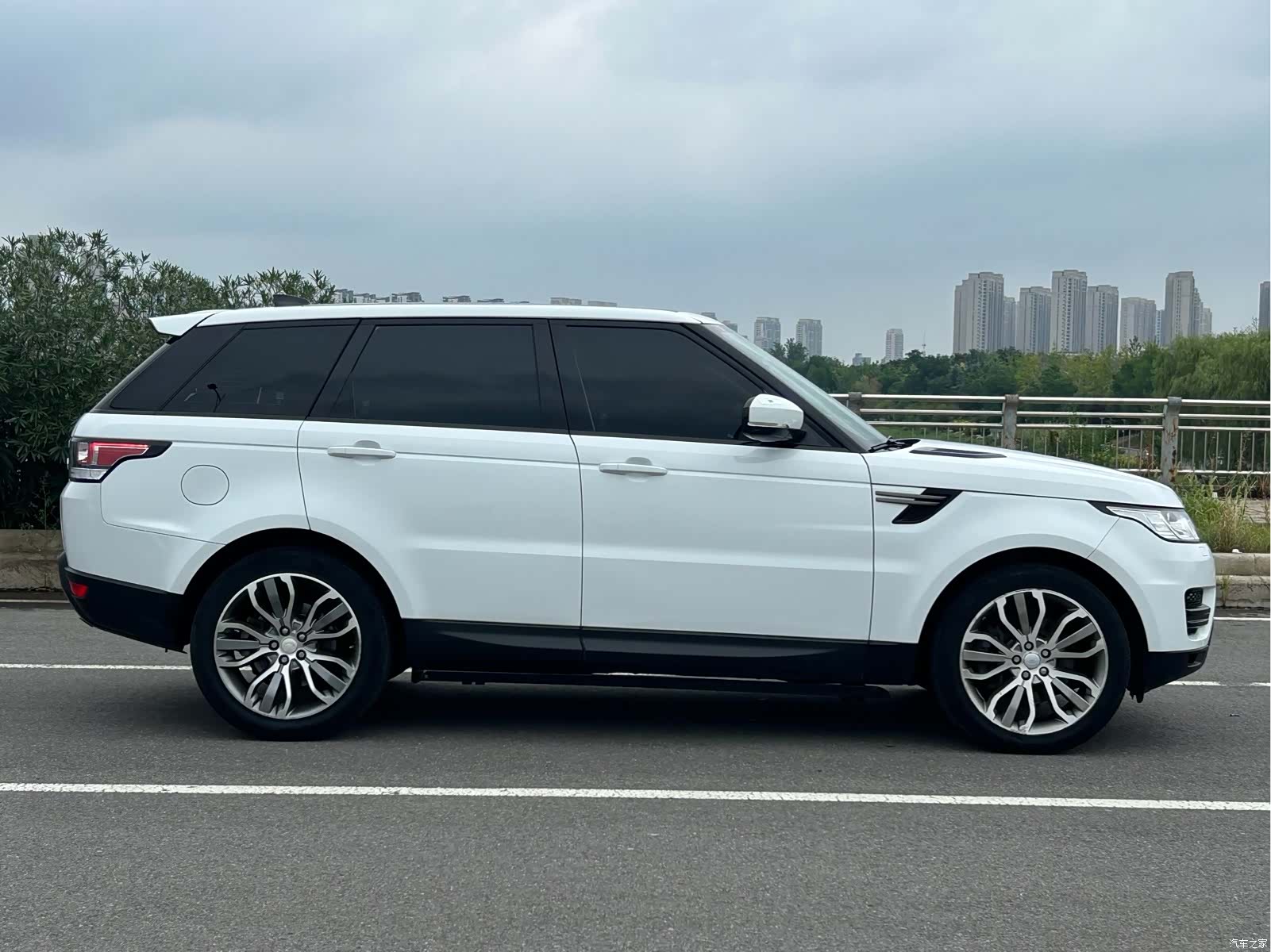 Land Rover Range Rover, 2018 16