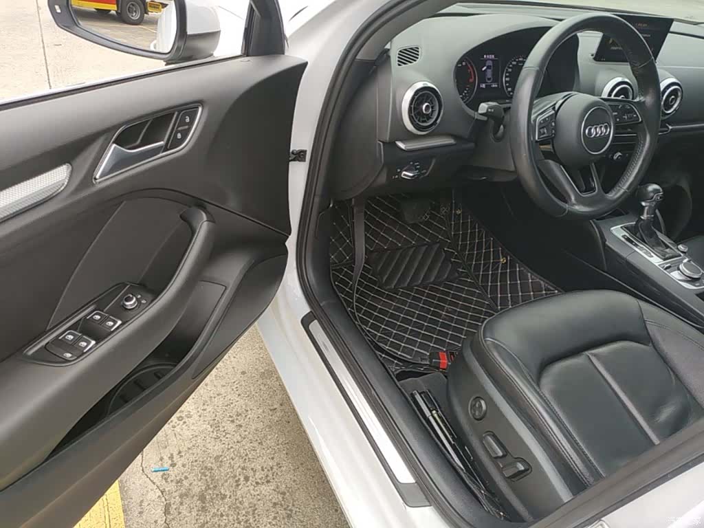 Audi A3, 2018 16