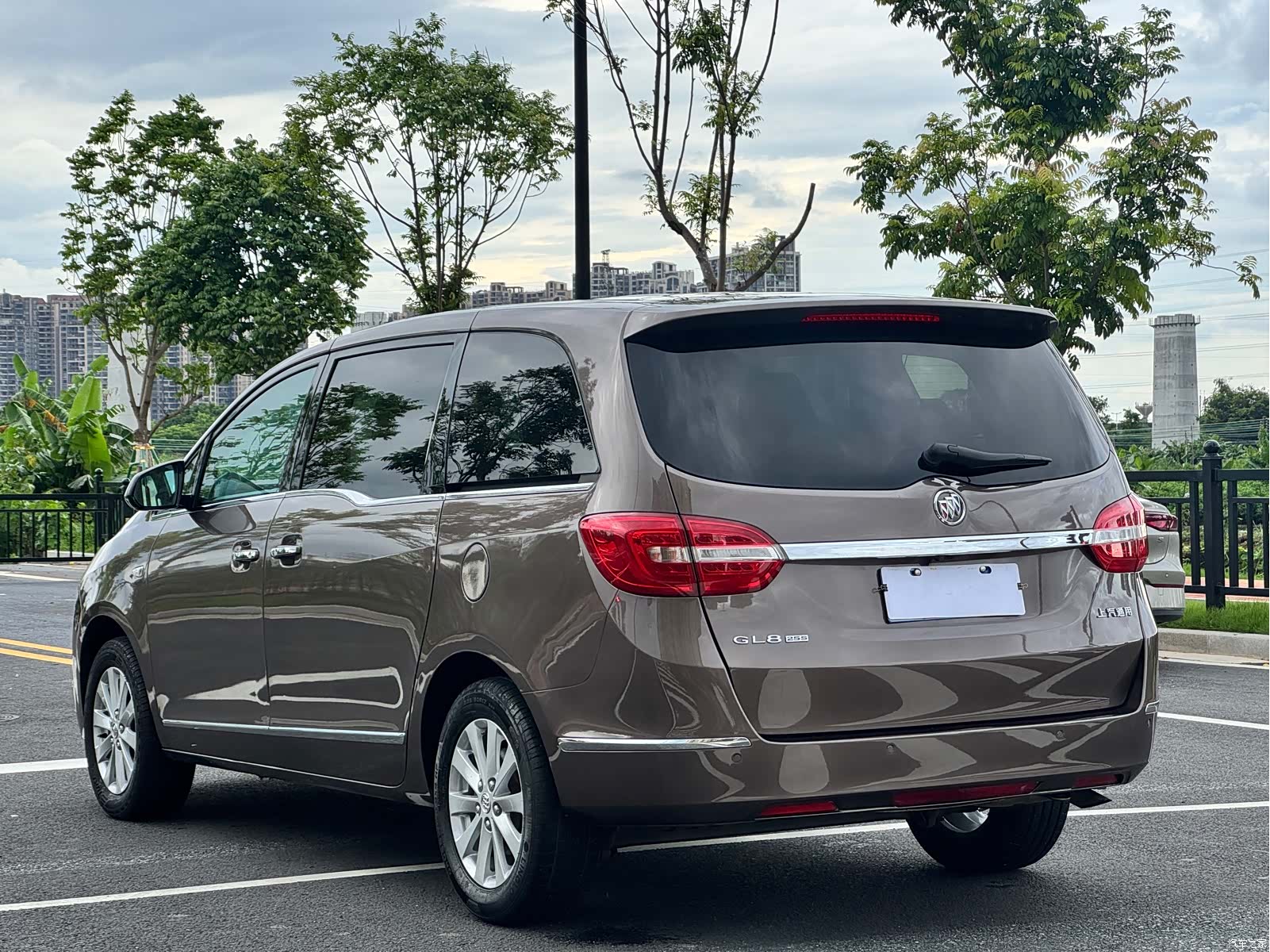 Buick GL8, 2018 8