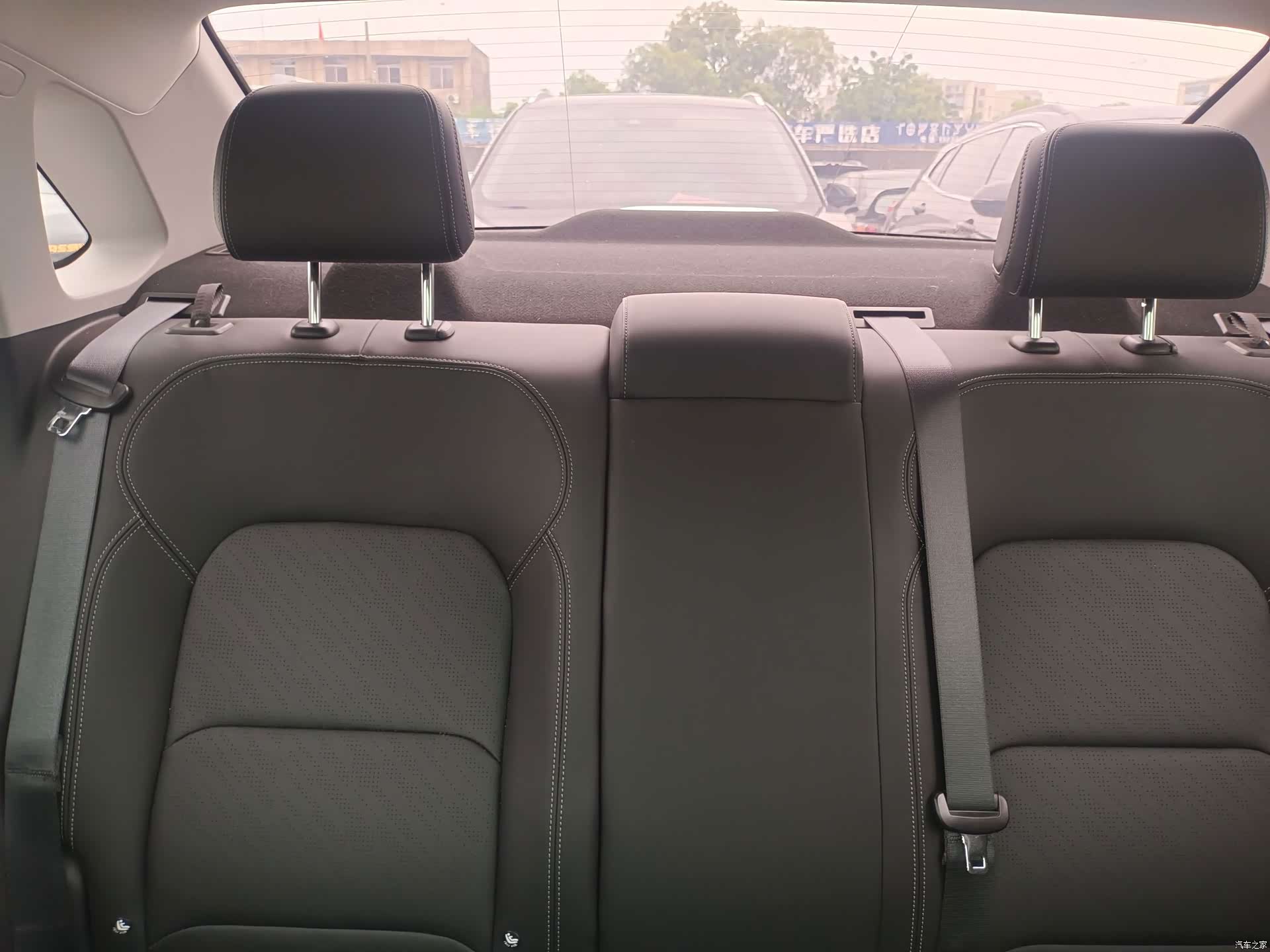 Geely Emgrand, 2023 12