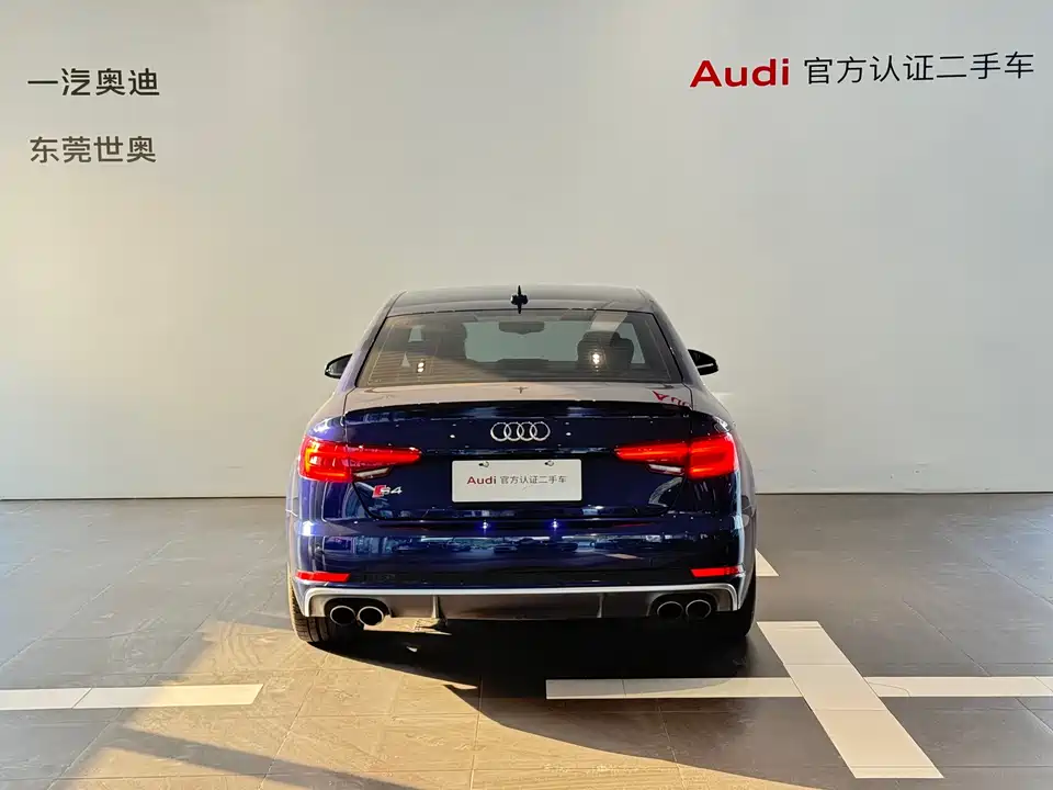 Audi S4