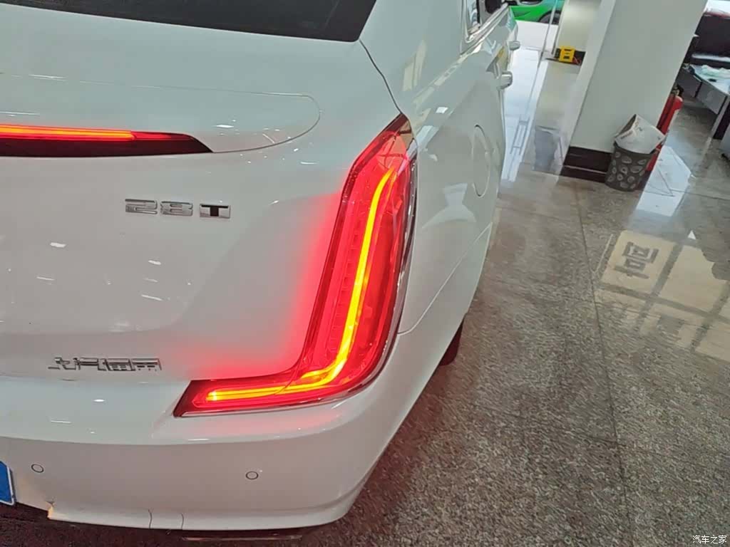 Cadillac XTS, 2018 8