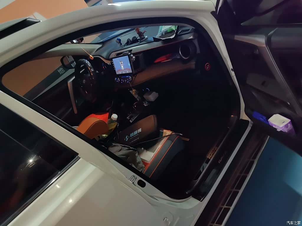 Toyota RAV4, 2019 20