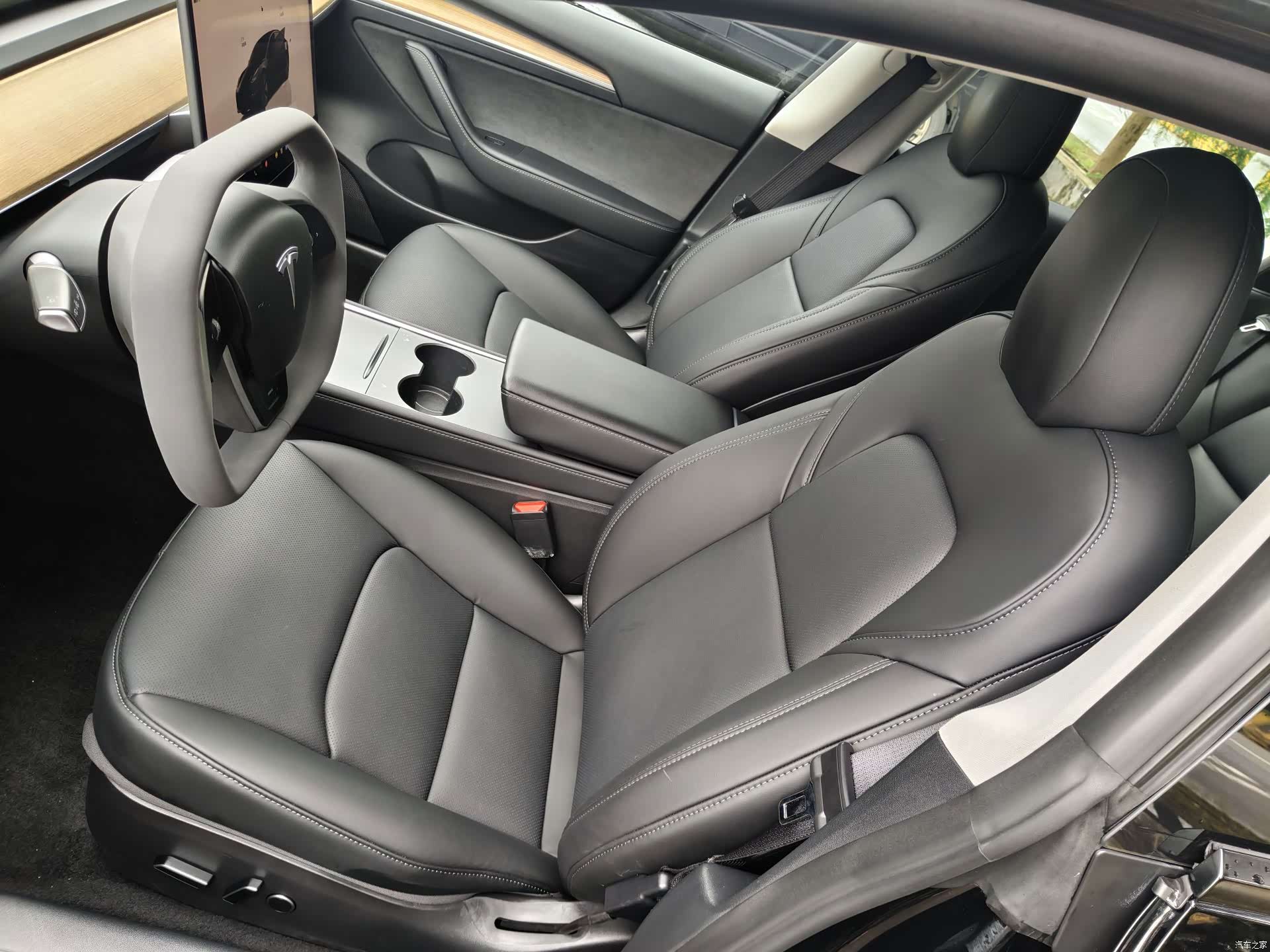 Tesla Model 3, 2022 10