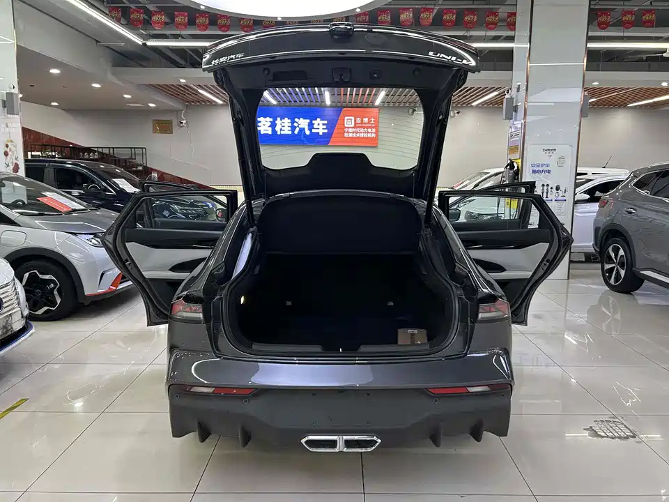 Changan UNI-V Smart iDD