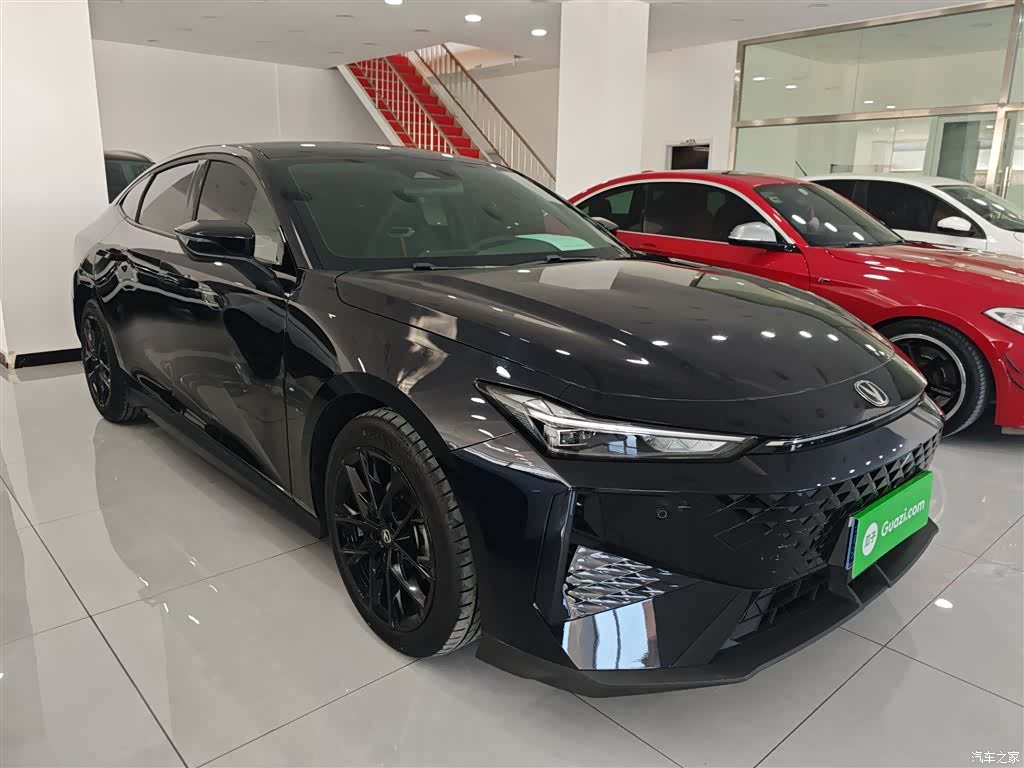 Changan UNI-V, 2025 20