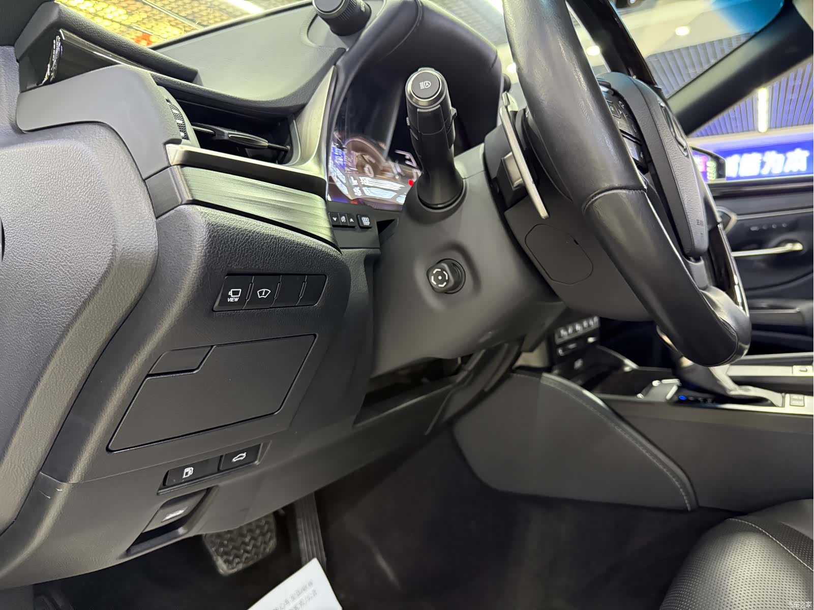 Lexus ES, 2019 15