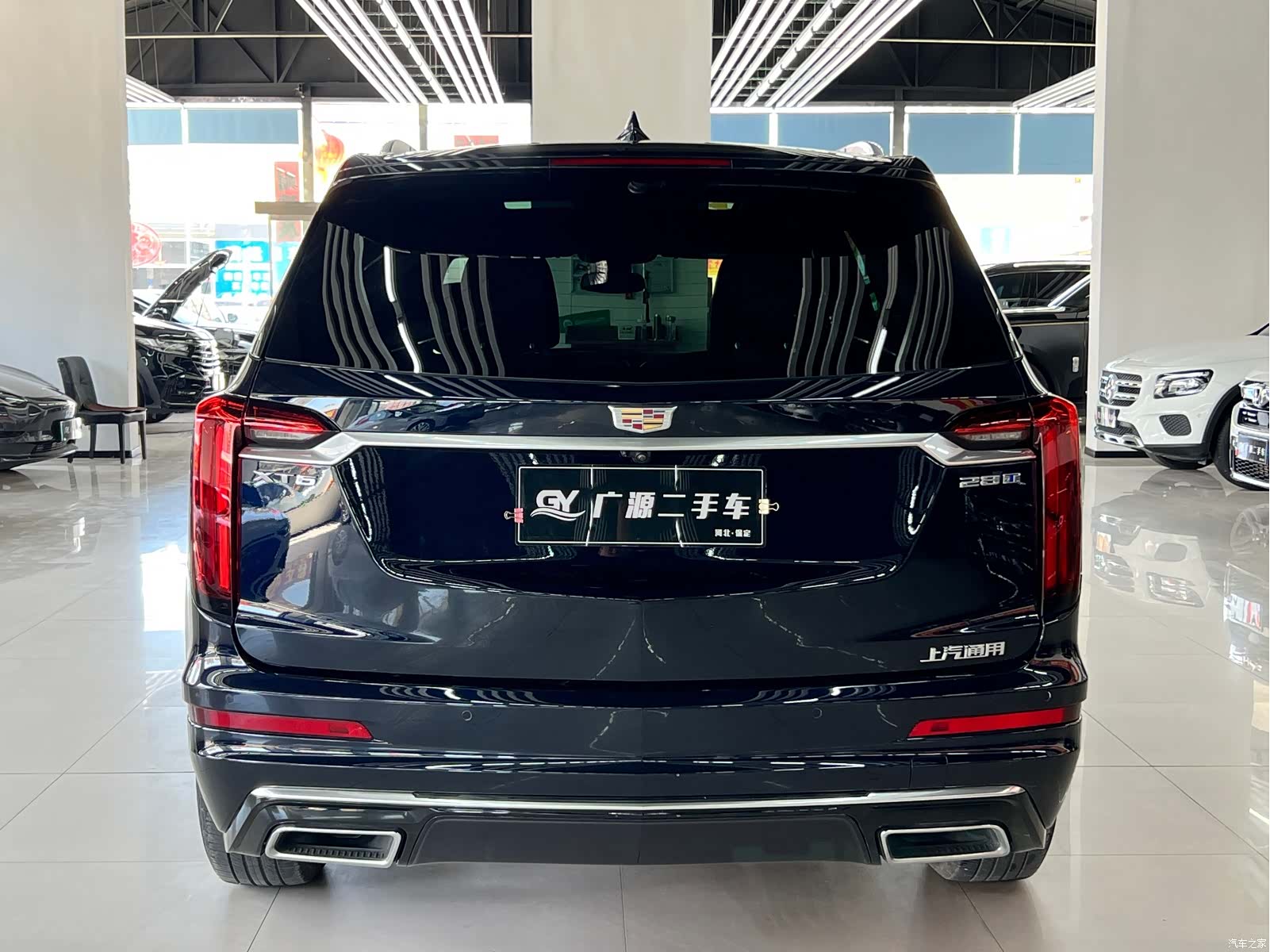 Cadillac XT6, 2022 все фото