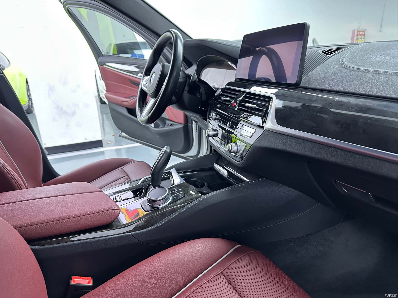BMW 5 Series, 2021 17