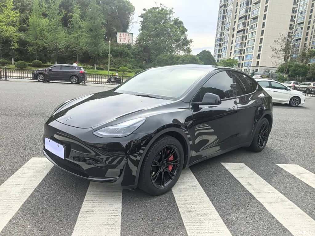 Tesla Model Y, 2022 1