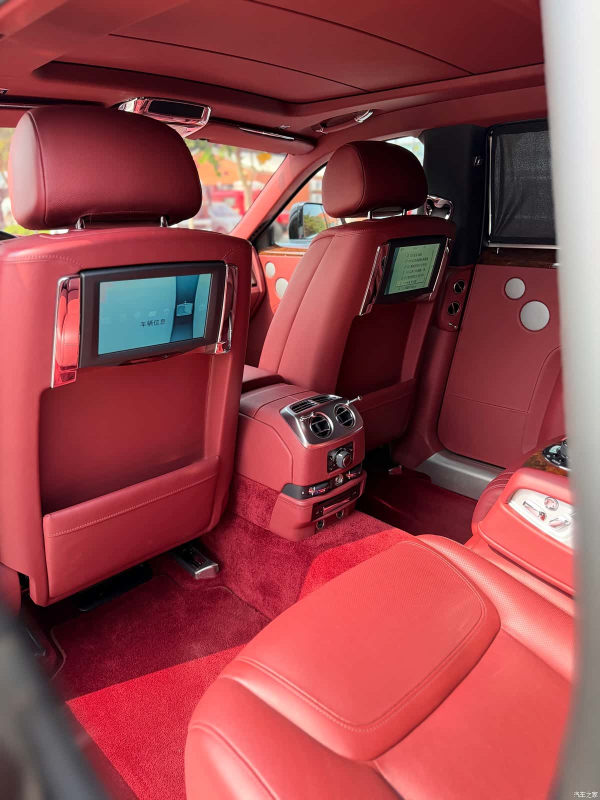 Rolls-Royce Ghost, 2016 32