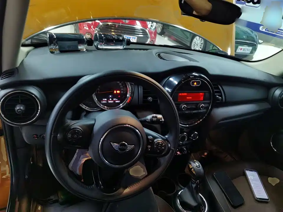 MINI MINI