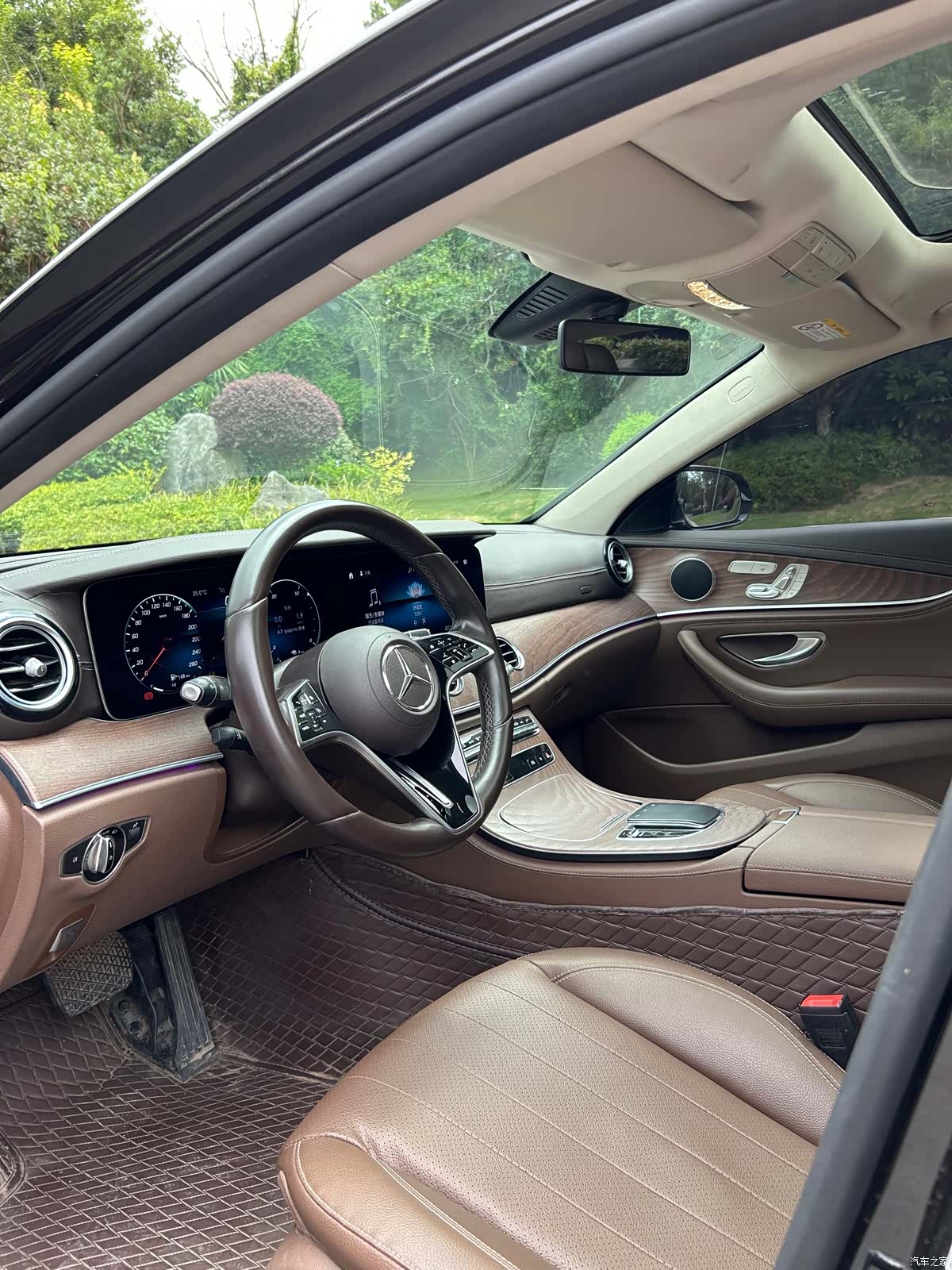 Mercedes-Benz E-Class, 2022 8