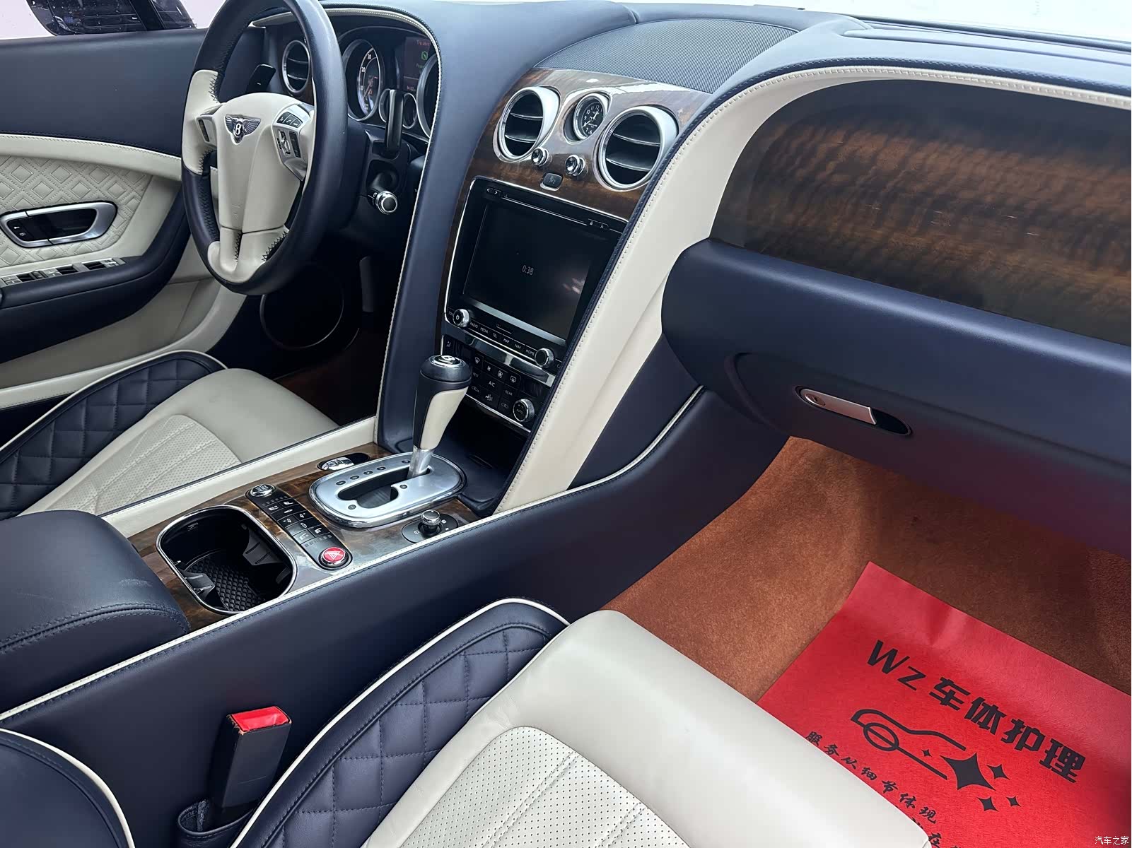 Bentley Continental GT, 2015 10