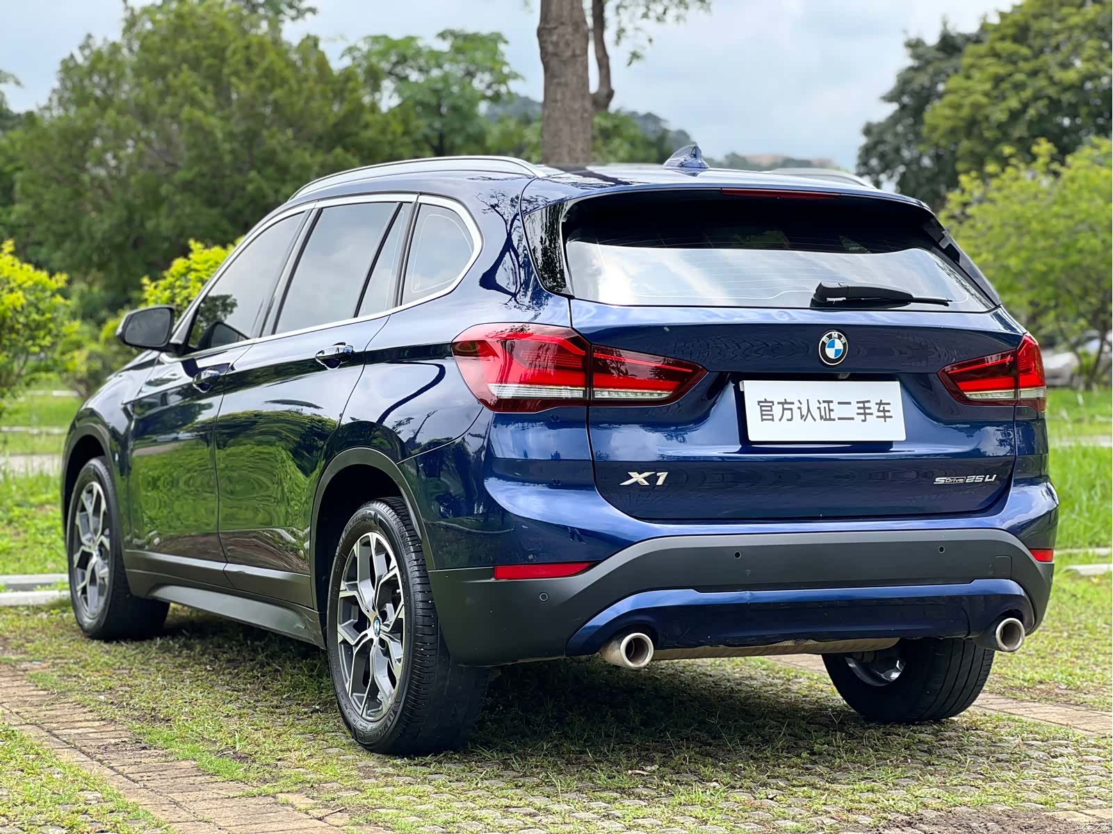 BMW X1, 2020 все фото
