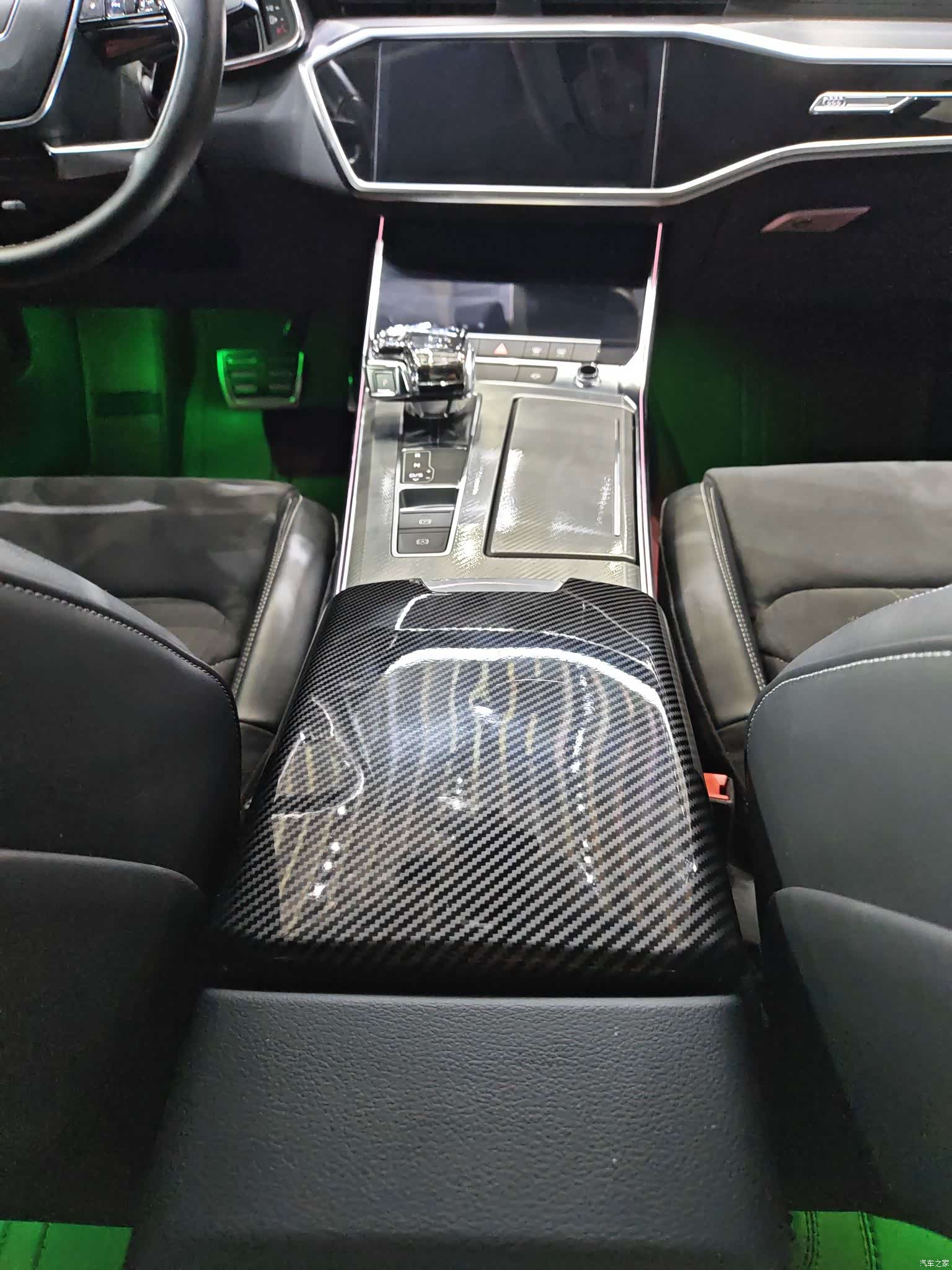 Audi A7L, 2022 11