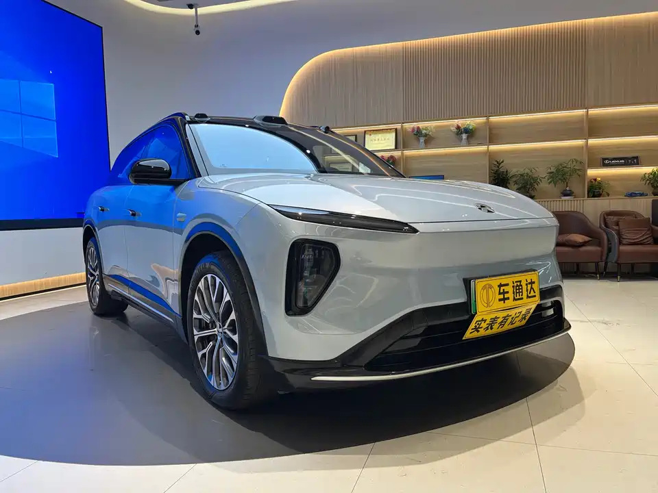 NIO ES6