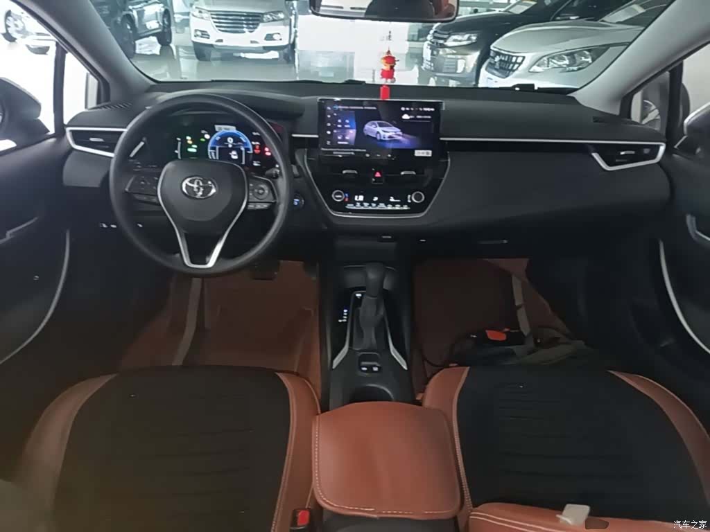 Toyota Corolla, 2024 10