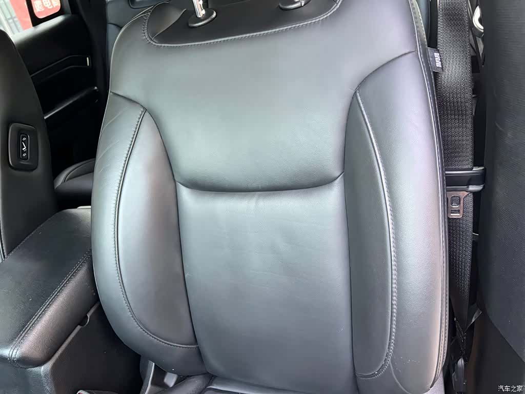 Jeep V, 2019 15
