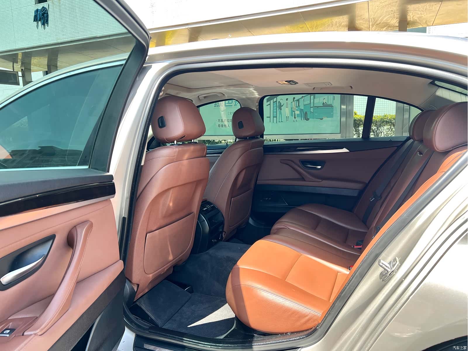 BMW 5 Series, 2015 9