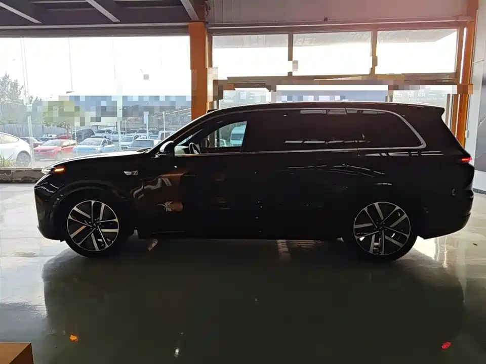 Li Auto Ideal L9