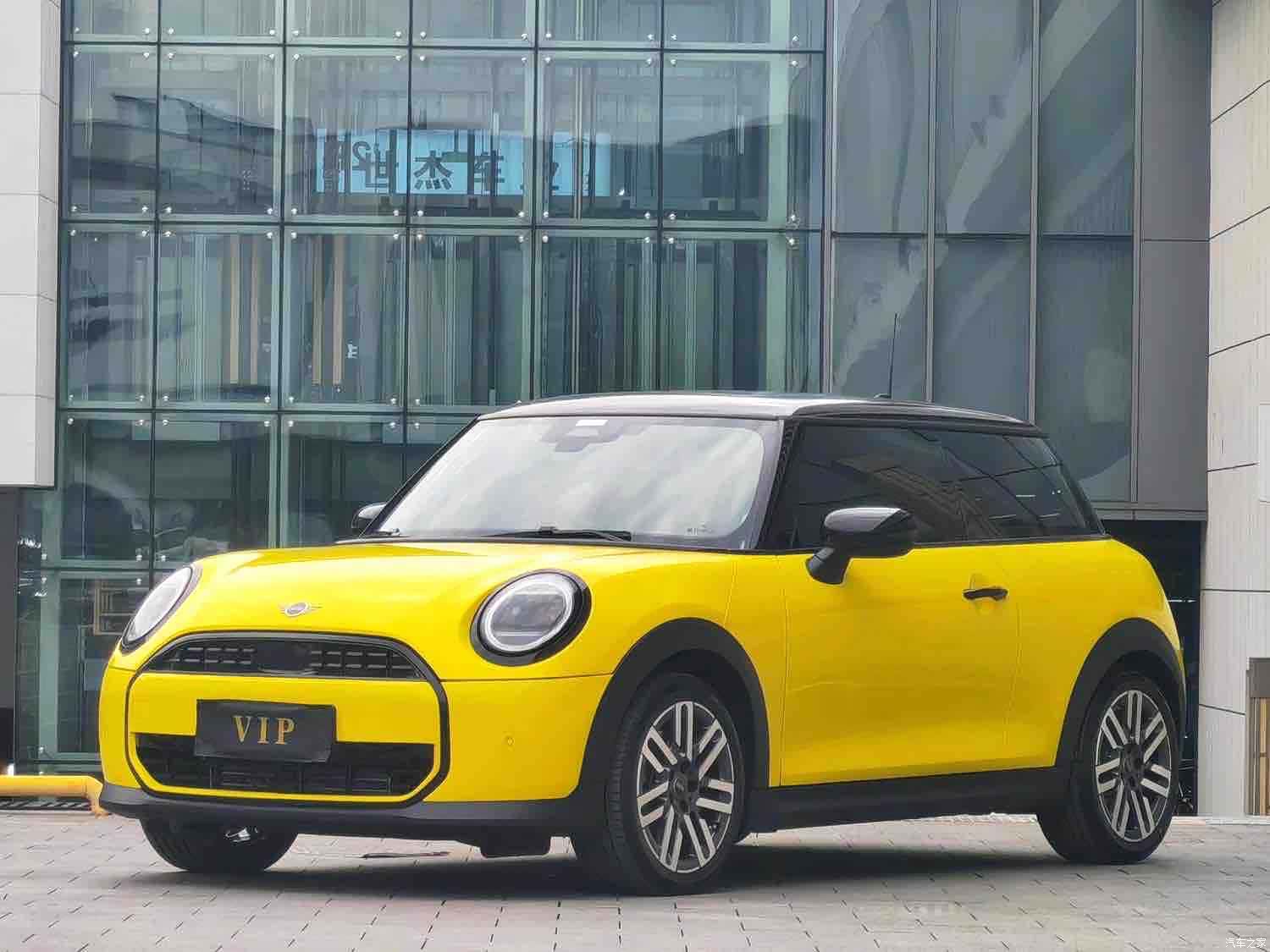 Mini Cooper, 2025 1