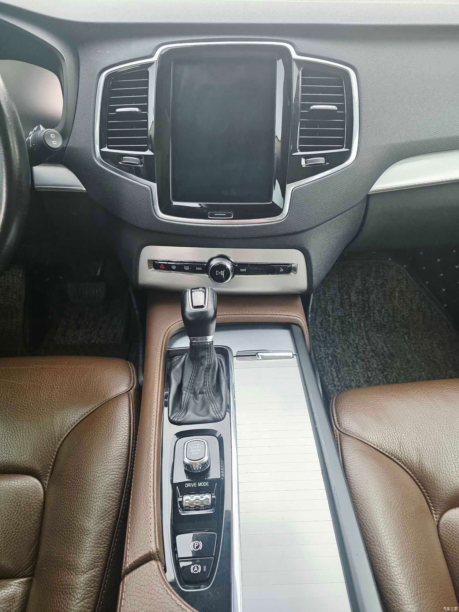 Volvo XC90, 2018 18