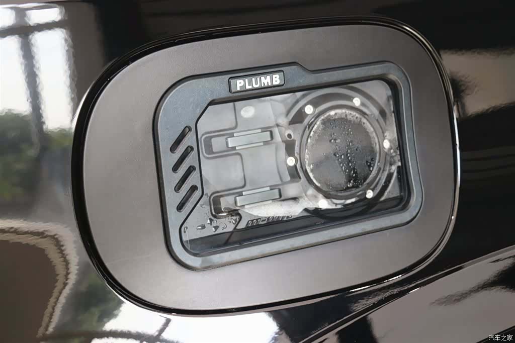 Land Rover Defender, 2021 38
