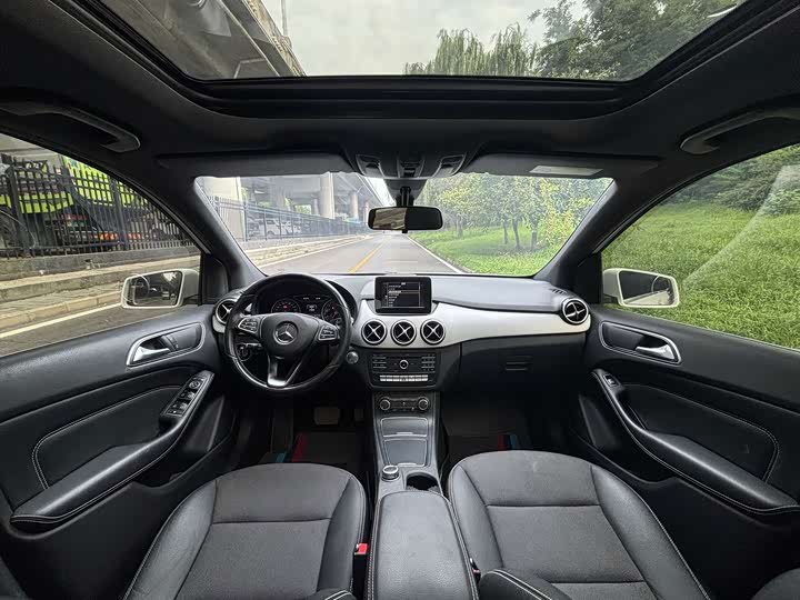 Mercedes-Benz B-Class 2015 B 200 dong gan xing