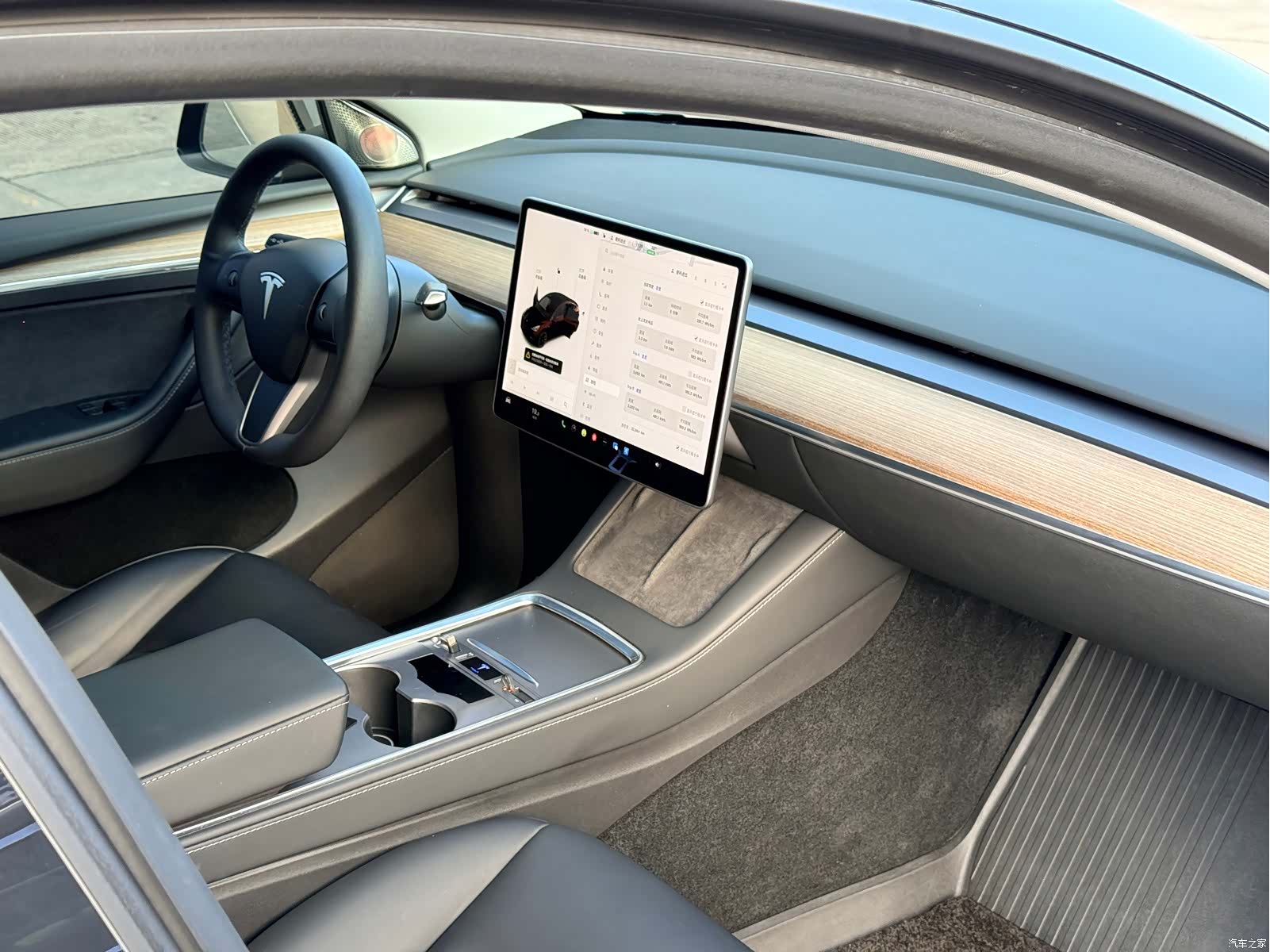 Tesla Model Y, 2021 14