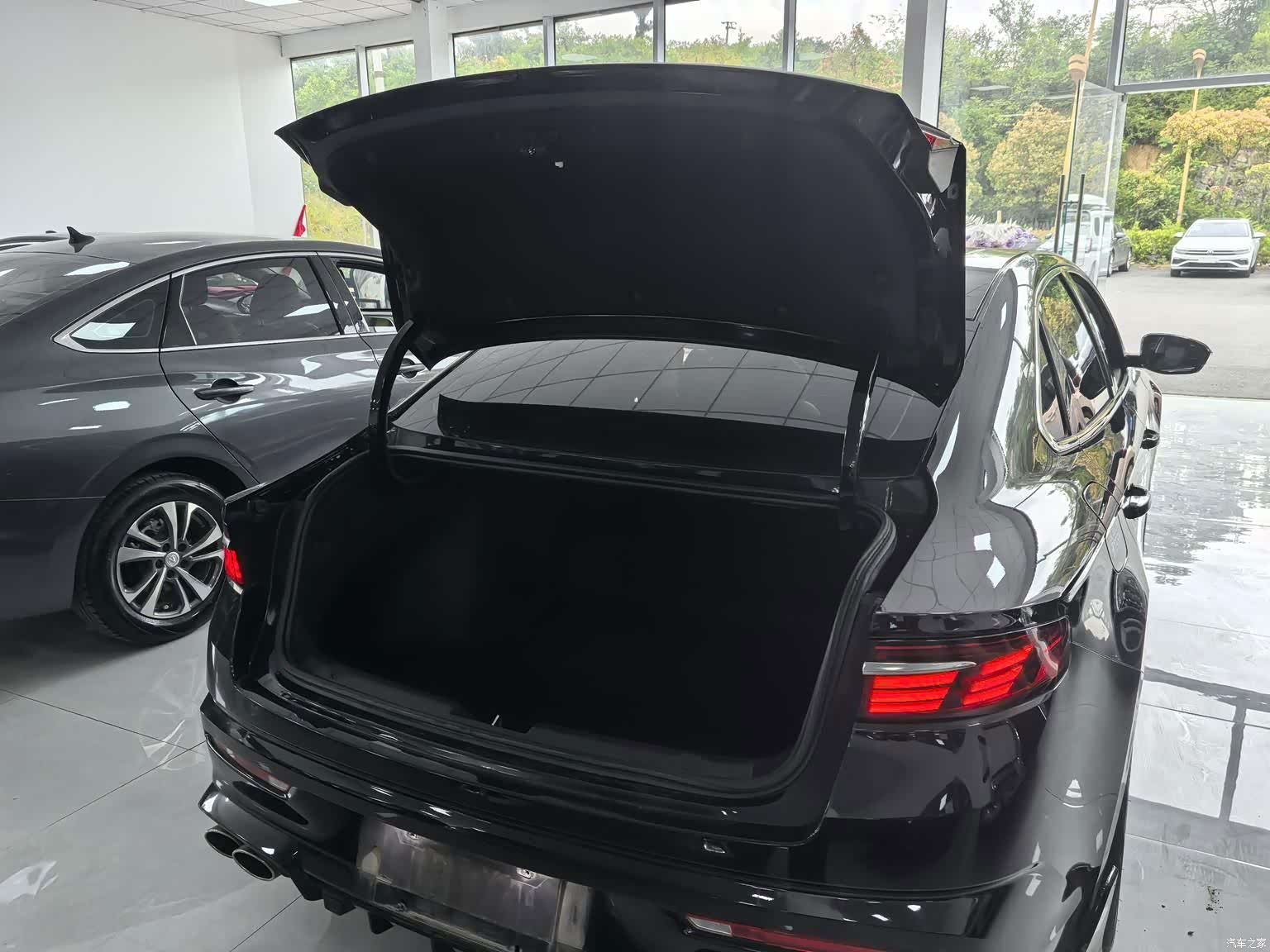 Geely Preface, 2022 16
